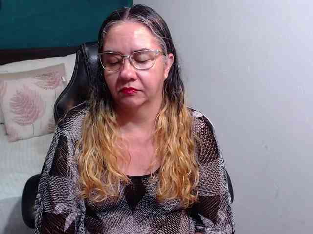 scarlett-dubois webcam