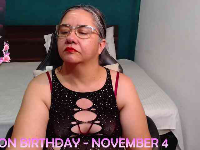 scarlett-dubois webcam