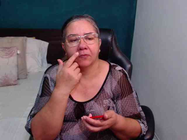 scarlett-dubois webcam