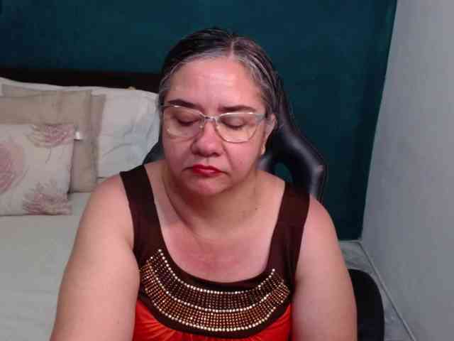 scarlett-dubois webcam