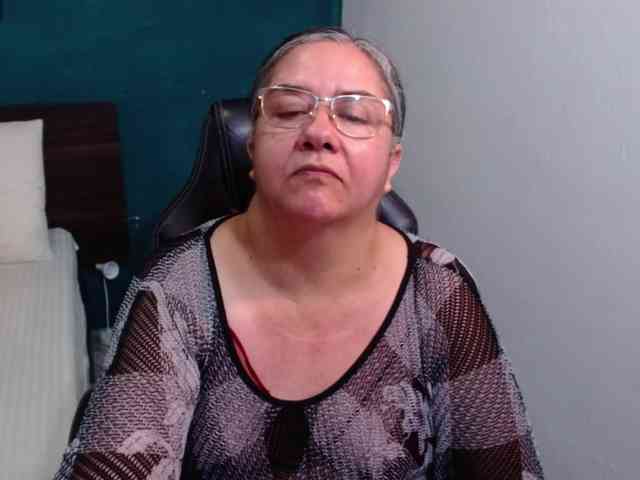 scarlett-dubois webcam