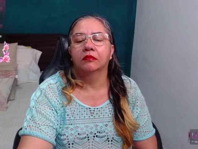 scarlett-dubois scarlett-dubois