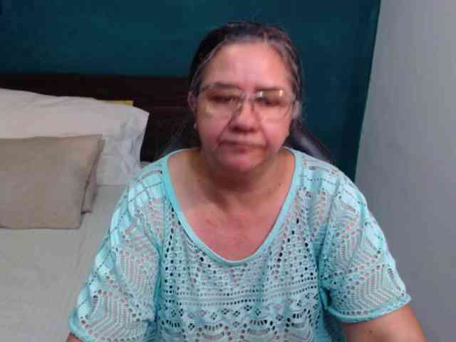 scarlett-dubois webcam