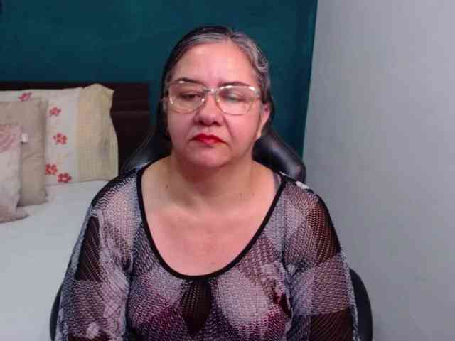 scarlett-dubois webcam