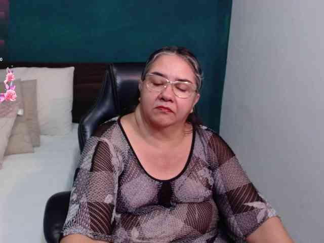 scarlett-dubois webcam