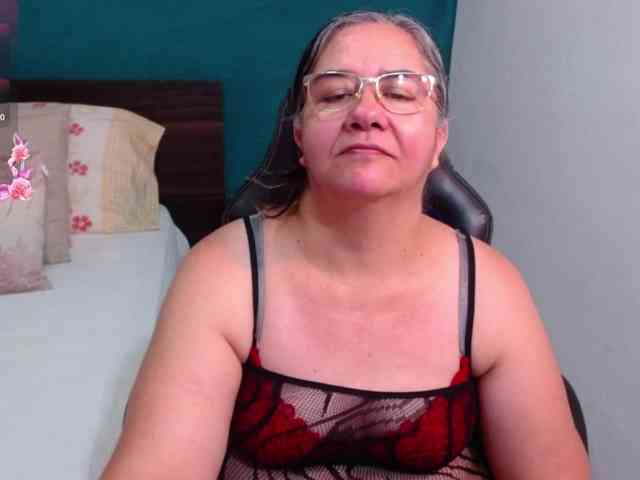 scarlett-dubois webcam