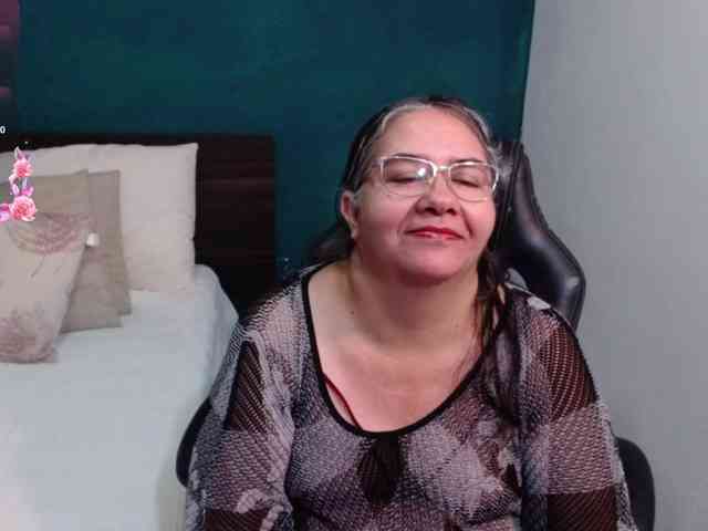 scarlett-dubois webcam