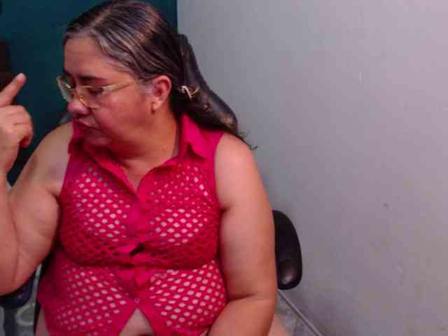 scarlett-dubois webcam