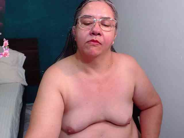 scarlett-dubois webcam