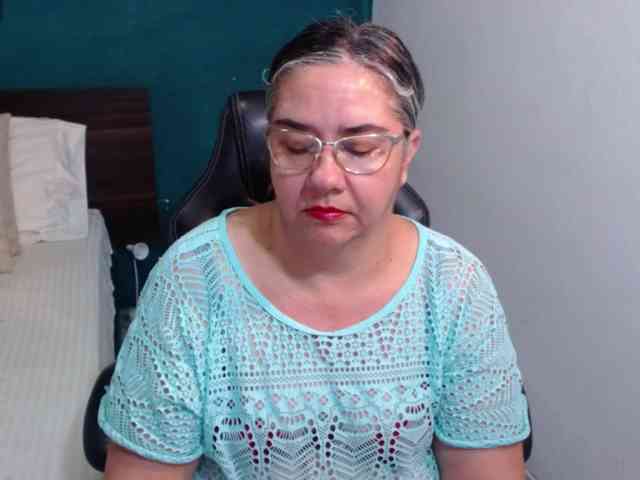 scarlett-dubois webcam