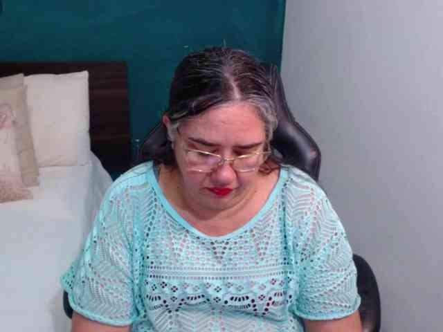 scarlett-dubois Live Webcam on BongaCams