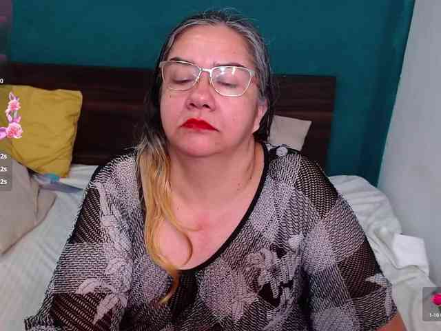 scarlett-dubois webcam
