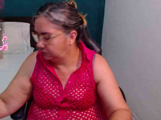 scarlett-dubois scarlett-dubois