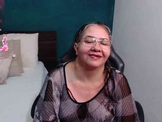 scarlett-dubois webcam