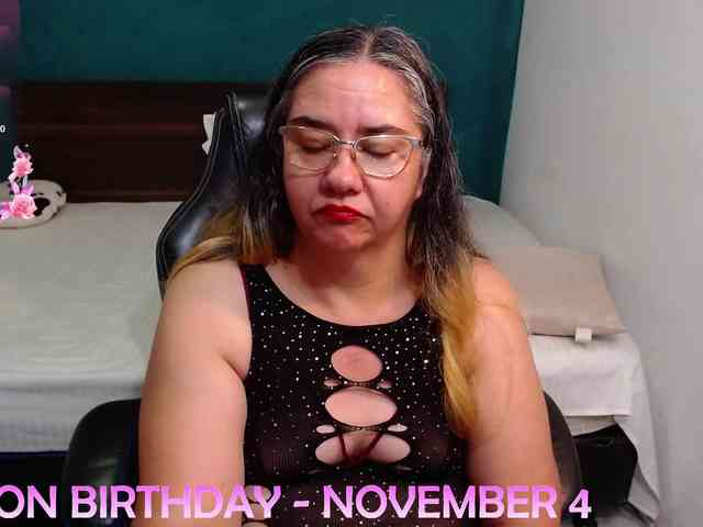 scarlett-dubois webcam