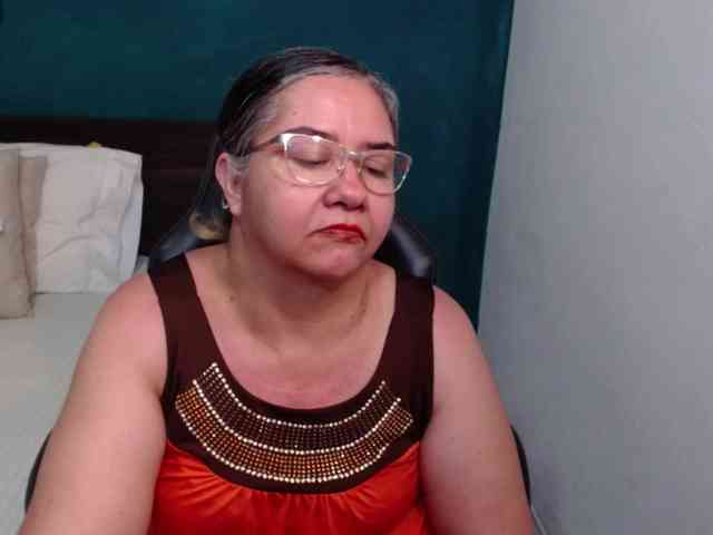 scarlett-dubois webcam