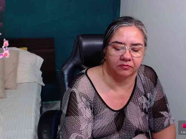 scarlett-dubois webcam