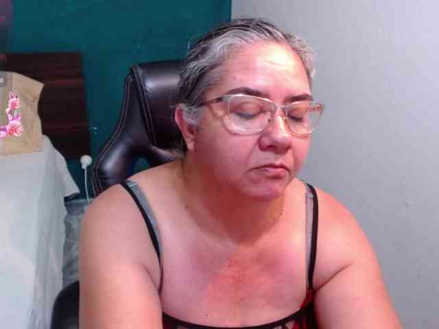 scarlett-dubois webcam