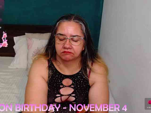 scarlett-dubois webcam