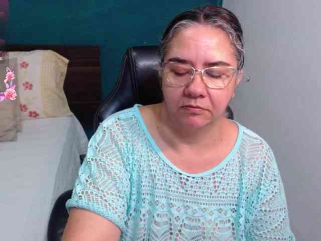 scarlett-dubois webcam