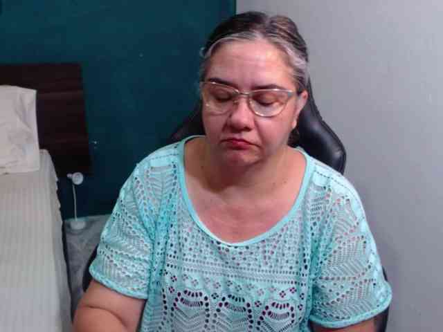 scarlett-dubois webcam