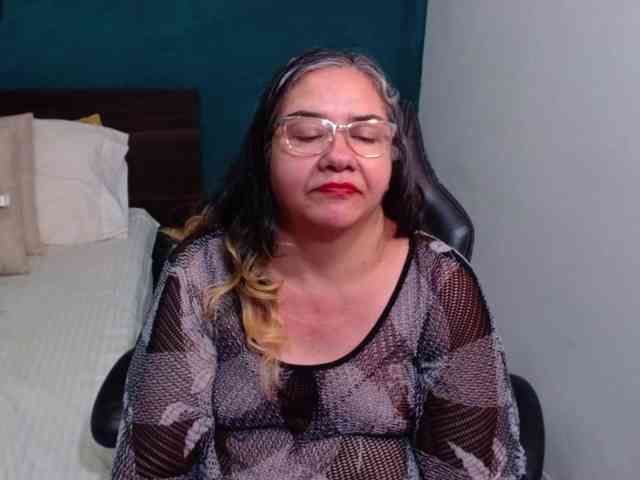 scarlett-dubois webcam