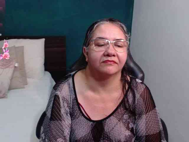 scarlett-dubois webcam