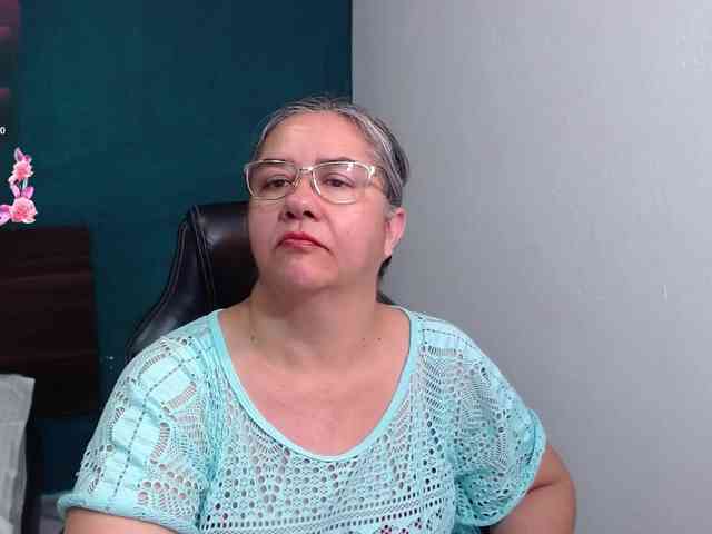 scarlett-dubois webcam