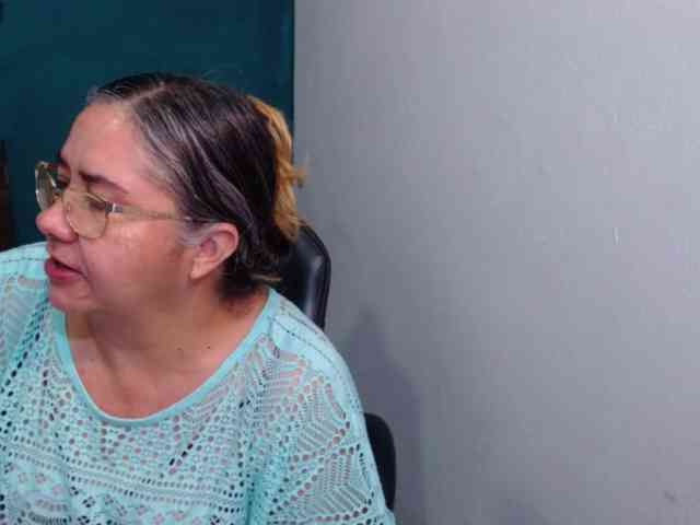 scarlett-dubois webcam