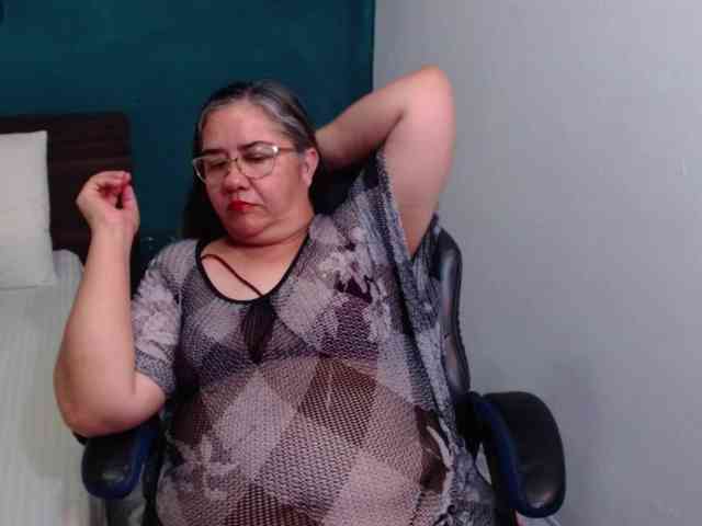 scarlett-dubois webcam