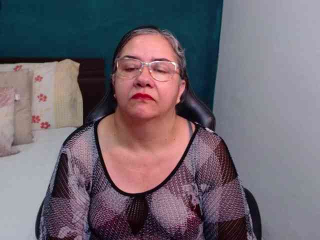 scarlett-dubois webcam