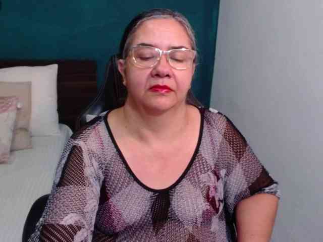 scarlett-dubois webcam