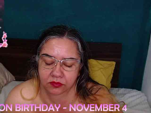 scarlett-dubois webcam