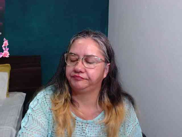 scarlett-dubois webcam