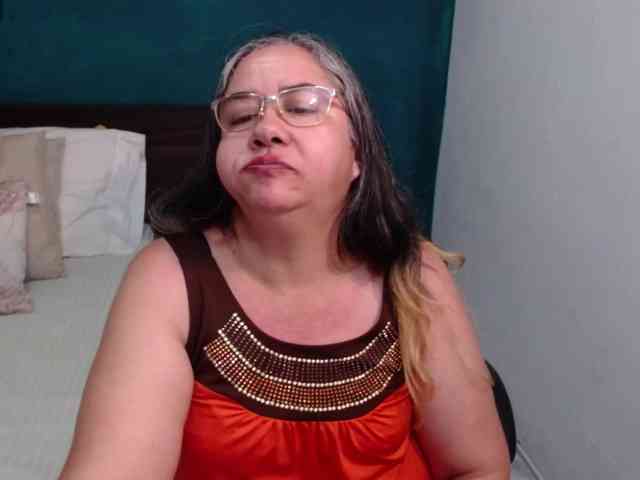 scarlett-dubois webcam