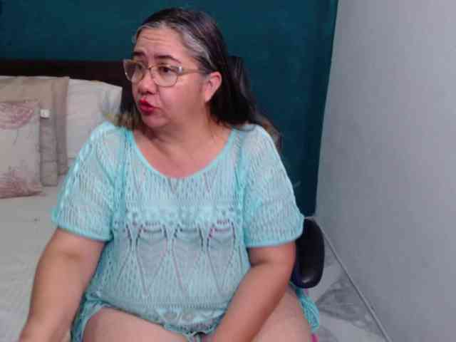 scarlett-dubois webcam