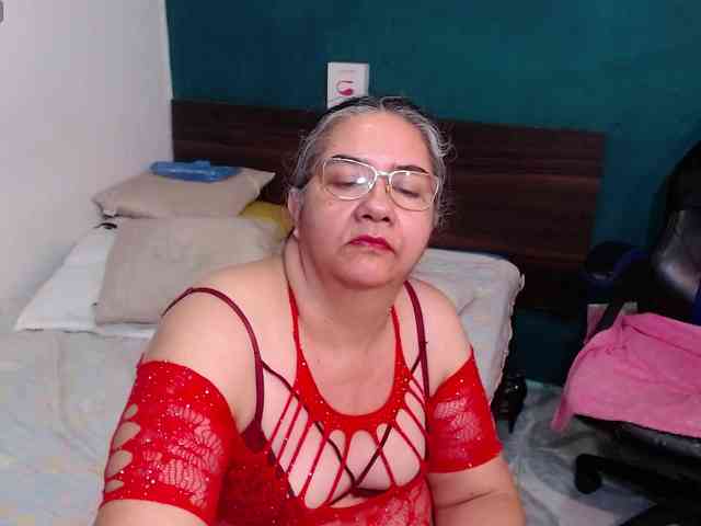 scarlett-dubois webcam