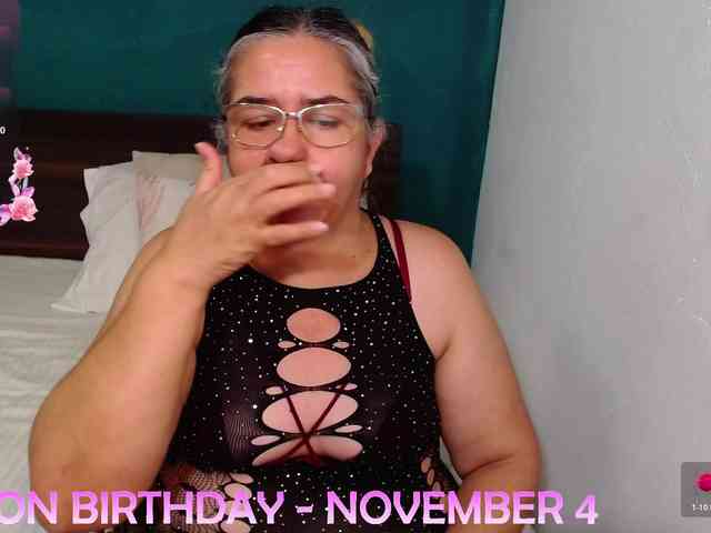 scarlett-dubois webcam