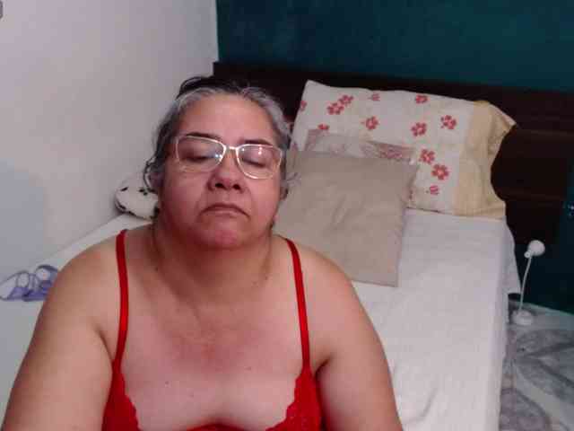 scarlett-dubois webcam