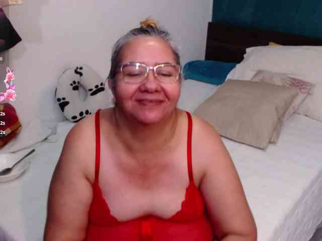 scarlett-dubois webcam