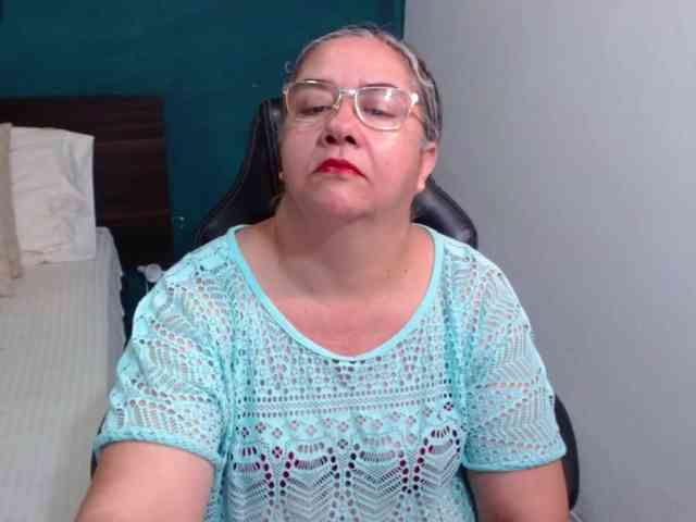 scarlett-dubois webcam