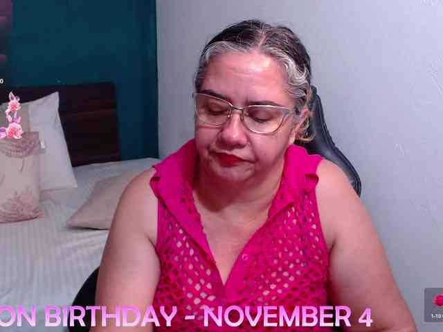 scarlett-dubois webcam