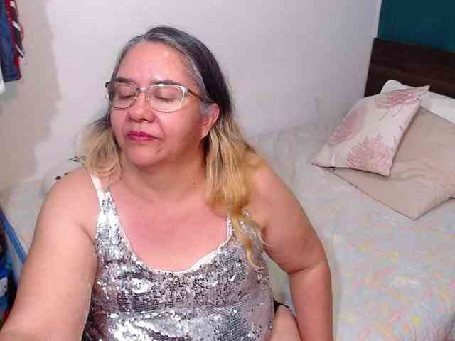 scarlett-dubois webcam