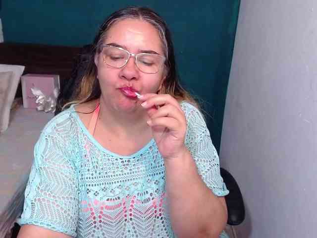 scarlett-dubois webcam