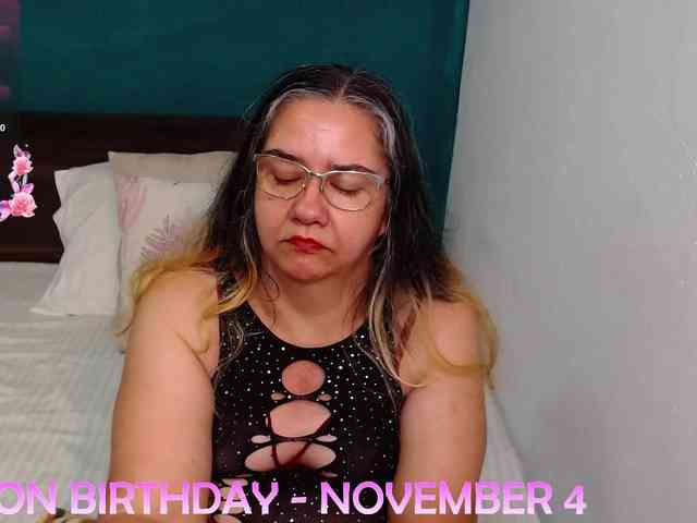 scarlett-dubois webcam