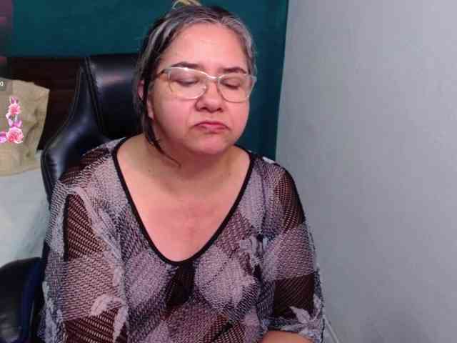 scarlett-dubois scarlett-dubois