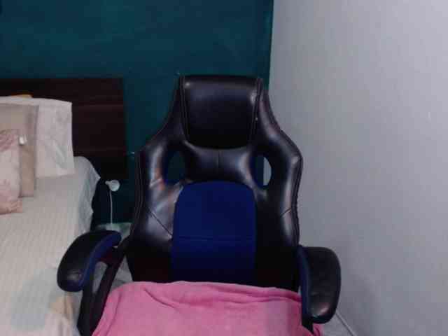 scarlett-dubois webcam