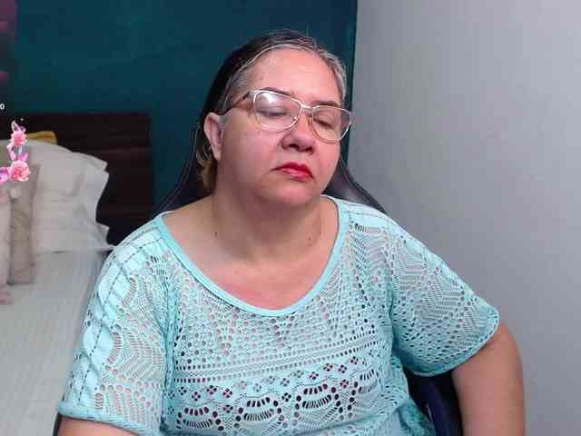 scarlett-dubois webcam