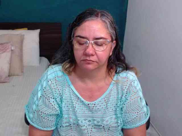 scarlett-dubois webcam