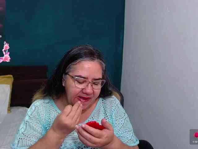 scarlett-dubois scarlett-dubois